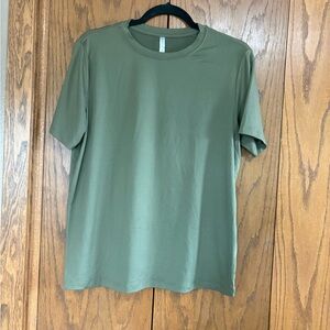 Fabletics Women's Sage Green Short Sleeve Tee